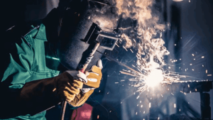how traditional welding works